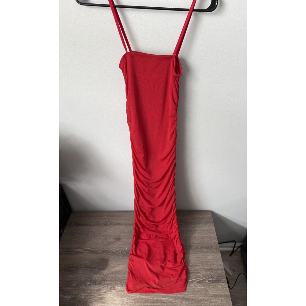 Women’s Prettylittlething Size 0 Sleeveless Strap Red Fashion Dress Trendy